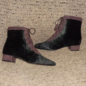 1990'sVintage MONDI-Victorian Lace -Up Style Black Velvet w/Plum Suede-Sz36-NWOB